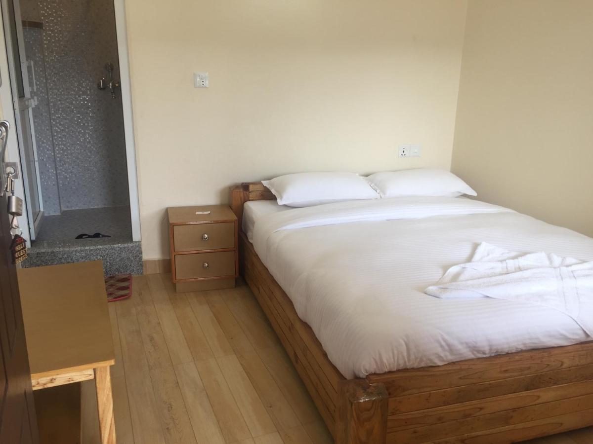 Beli Guest House Покхара Экстерьер фото