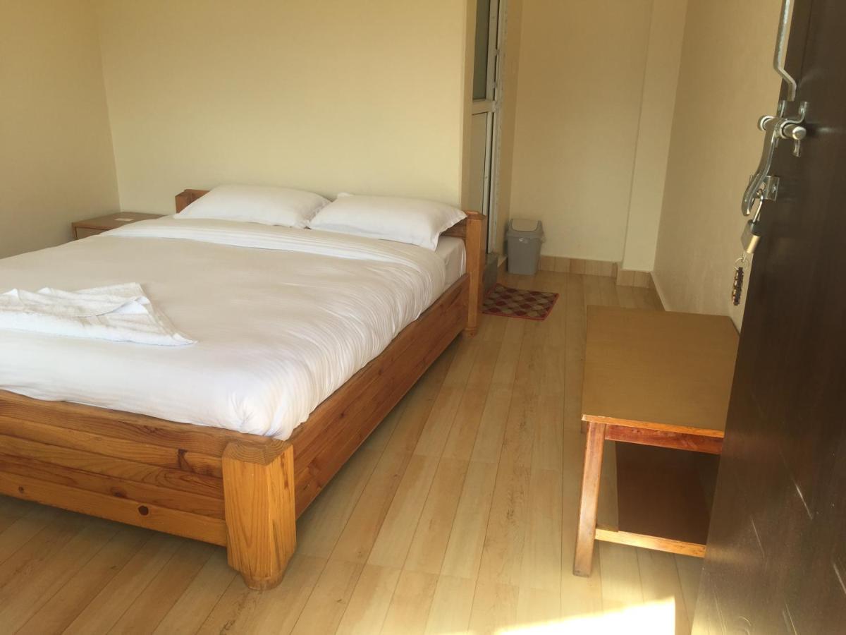 Beli Guest House Покхара Экстерьер фото