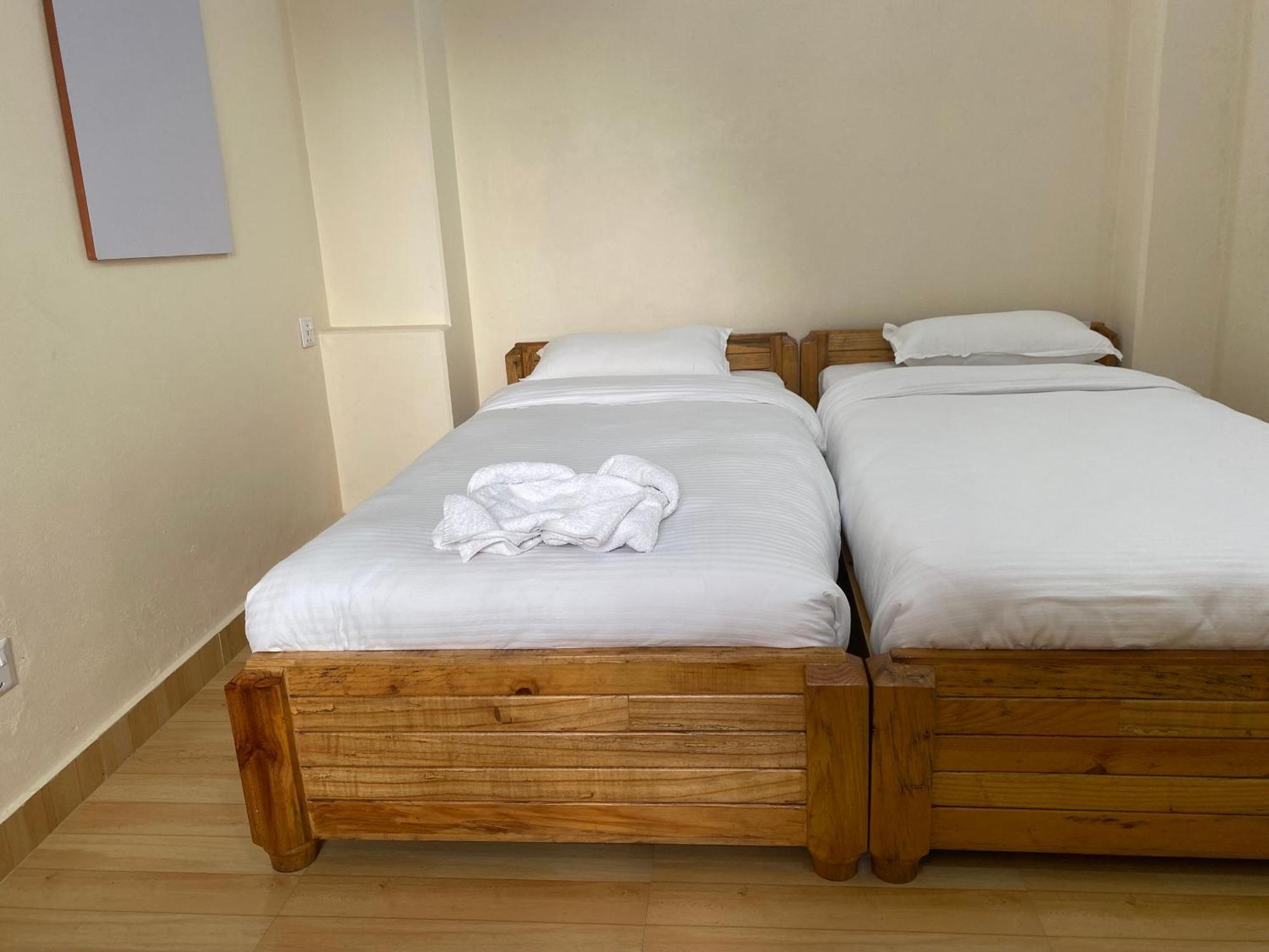 Beli Guest House Покхара Экстерьер фото